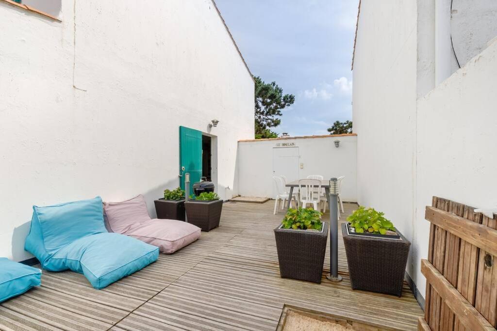 Maison 3 Chambres, Terrasse Et Piscine Hébergement de vacances *