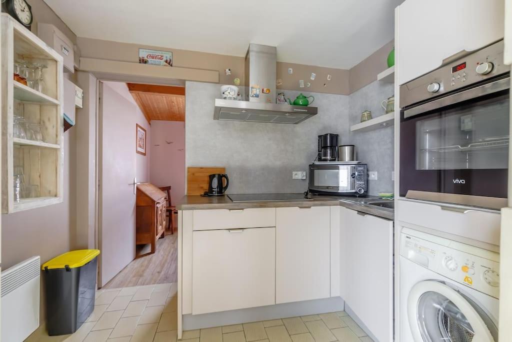 Hébergement de vacances Maison 3 Chambres, Terrasse Et Piscine *